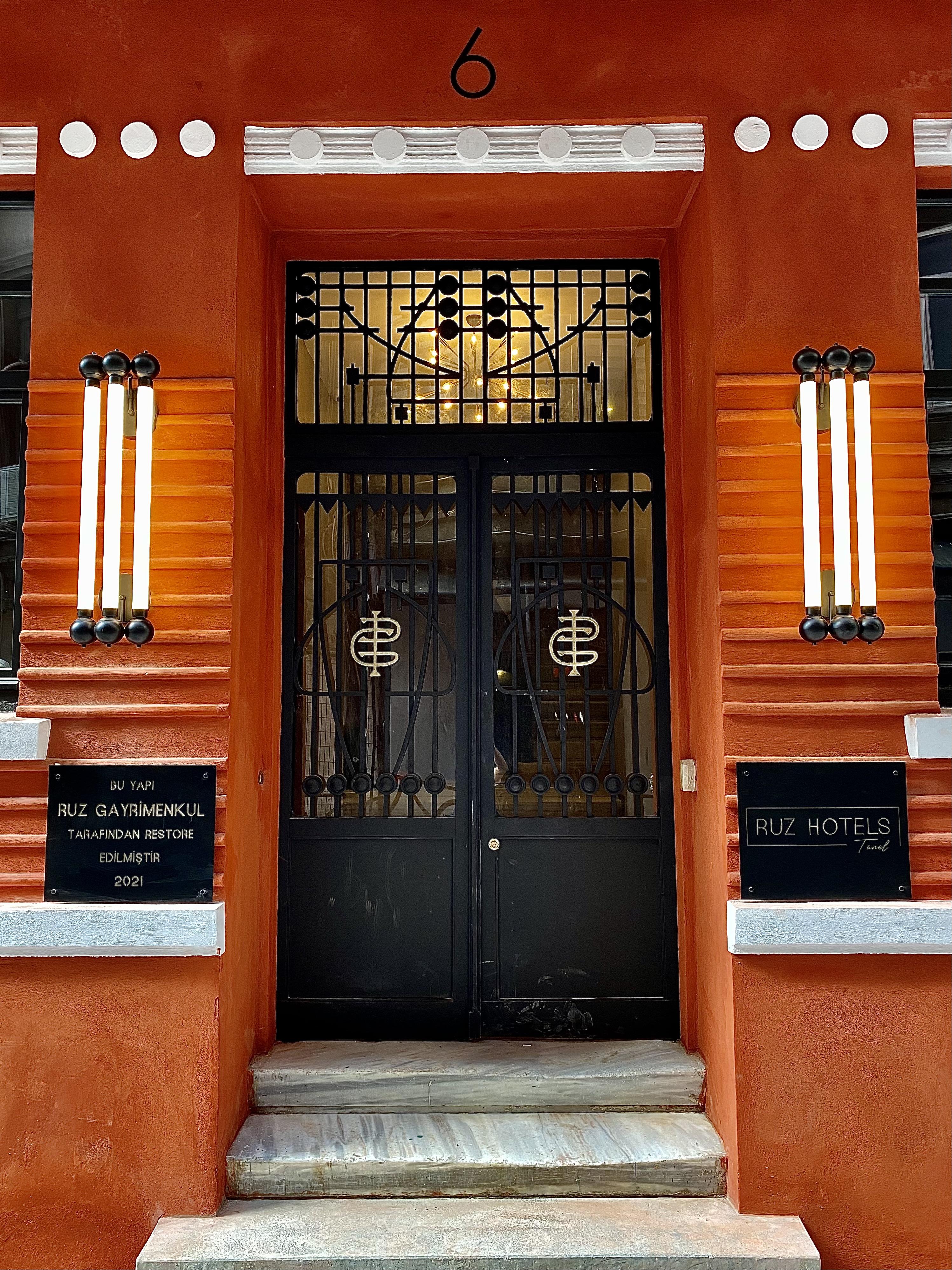 Ruz Hotels Stambuł Zewnętrze zdjęcie Entrance of the hotel